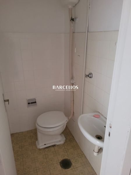 Apto com 2 quartos, 2 banheiros e 69m² à venda no bairro Centro, Porto Alegre