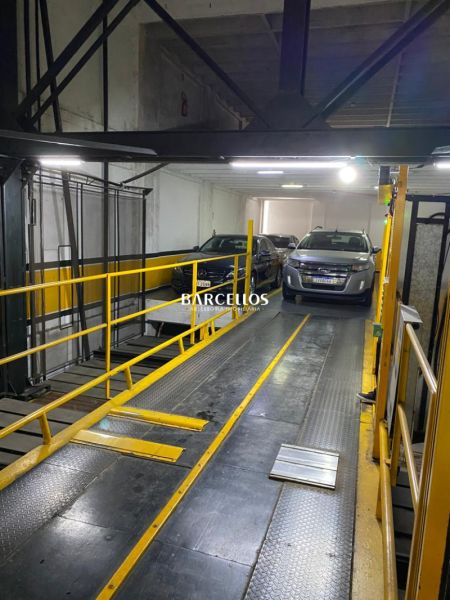 Box com 16m² à venda no bairro Centro, Porto Alegre