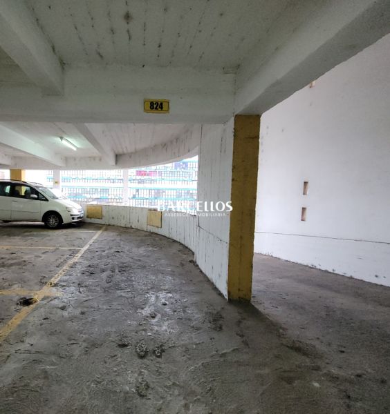 Box com 10m² à venda no bairro Centro, Porto Alegre