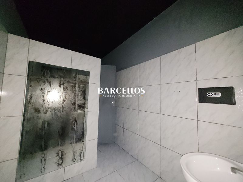 Loja com 2 banheiros e 199m² à venda no bairro Centro, Porto Alegre
