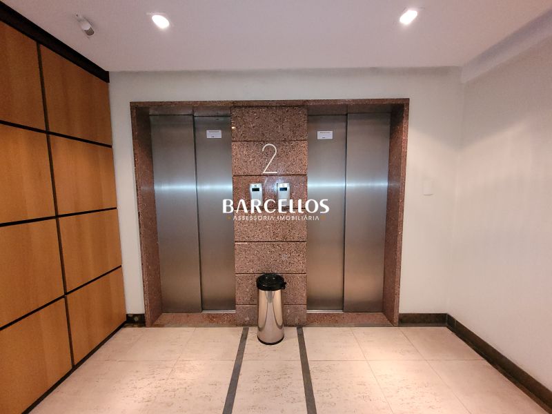 Sala com 1 quarto, 1 banheiro e 46m² à venda no bairro Independencia, Porto Alegre