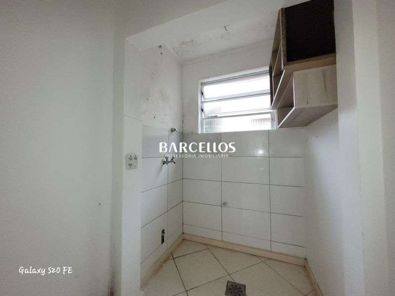 Apto com 3 quartos, 2 banheiros e 108m² à venda no bairro Menino Deus, Porto Alegre