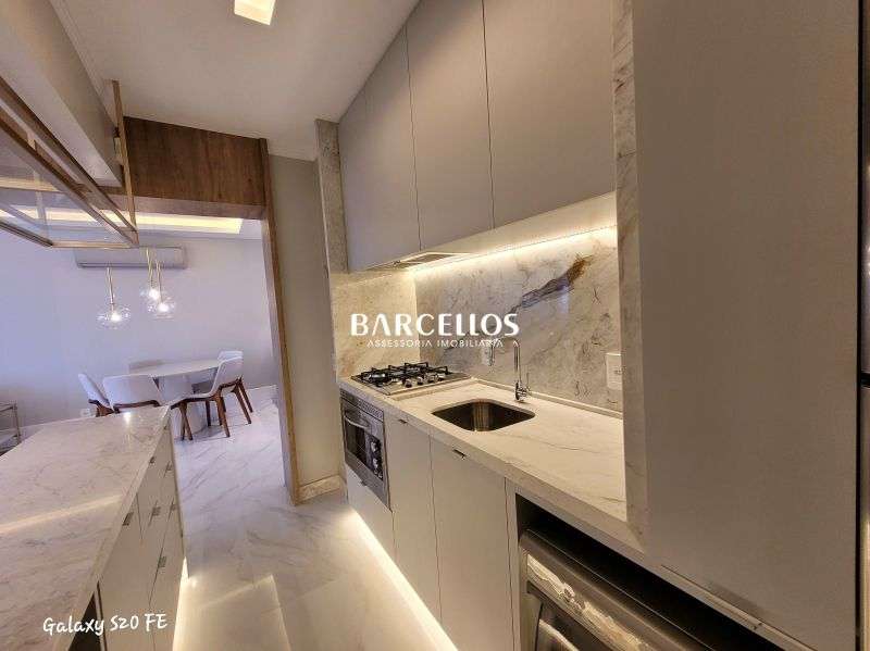Apto com 2 quartos, 2 banheiros e 68m² à venda no bairro Independencia, Porto Alegre