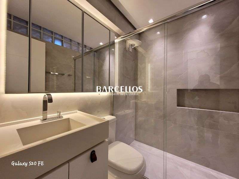 Apto com 2 quartos, 2 banheiros e 68m² à venda no bairro Independencia, Porto Alegre