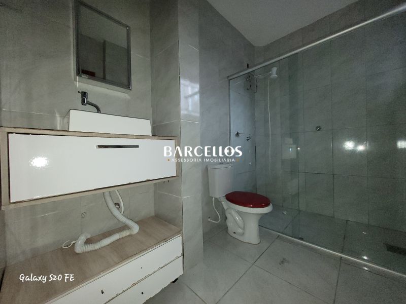 Apto com 2 quartos, 1 banheiro e 117m² à venda no bairro Centro, Porto Alegre