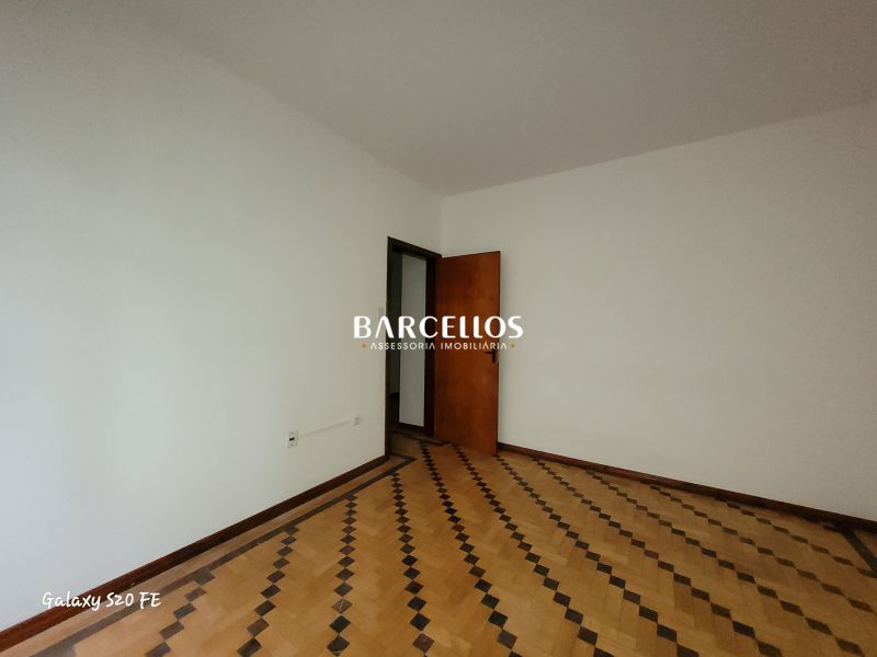 Apto com 2 quartos, 1 banheiro e 117m² à venda no bairro Centro, Porto Alegre