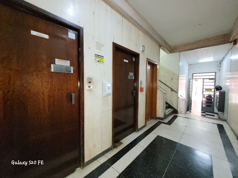 Apto com 2 quartos, 1 banheiro e 117m² à venda no bairro Centro, Porto Alegre