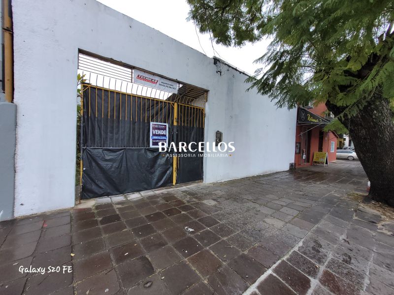 Terreno com 1 quarto, 1 banheiro e 363m² à venda no bairro Navegantes, Porto Alegre