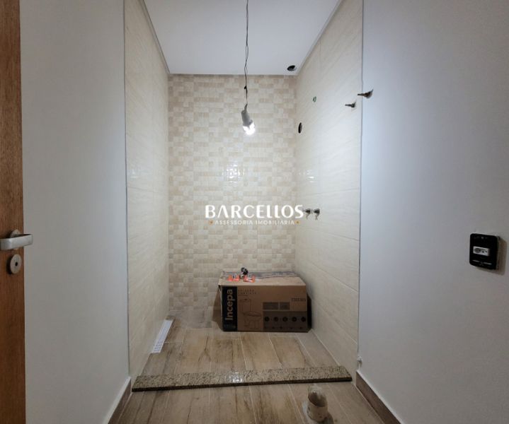 Apto com 4 quartos, 3 banheiros e 137m² à venda no bairro Centro, Porto Alegre