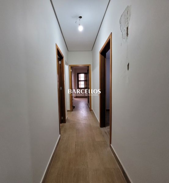 Apto com 4 quartos, 3 banheiros e 137m² à venda no bairro Centro, Porto Alegre