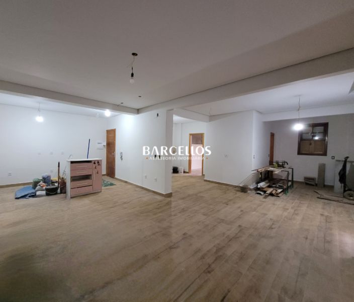 Apto com 4 quartos, 3 banheiros e 137m² à venda no bairro Centro, Porto Alegre