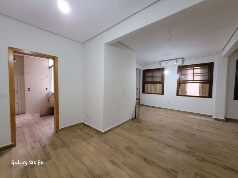 Apto com 4 quartos, 3 banheiros e 137m² à venda no bairro Centro, Porto Alegre