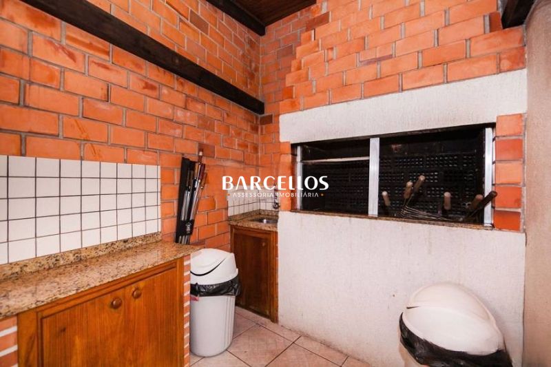 Apto com 4 quartos, 3 banheiros e 137m² à venda no bairro Centro, Porto Alegre