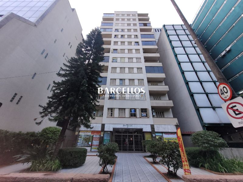 Apto com 4 quartos, 3 banheiros e 137m² à venda no bairro Centro, Porto Alegre
