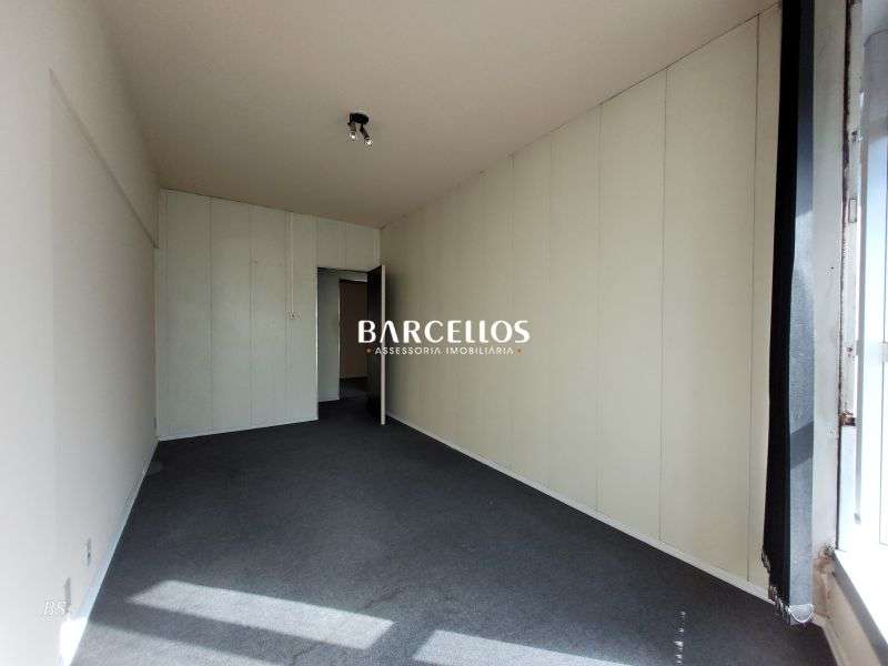 Sala com 1 quarto, 1 banheiro e 43m² à venda no bairro Centro, Porto Alegre