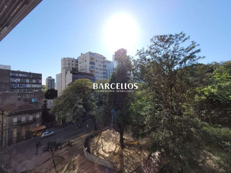 Sala com 1 quarto, 1 banheiro e 43m² à venda no bairro Centro, Porto Alegre