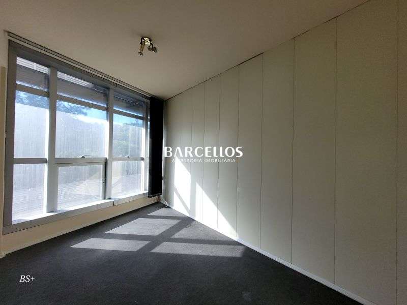 Sala com 1 quarto, 1 banheiro e 43m² à venda no bairro Centro, Porto Alegre