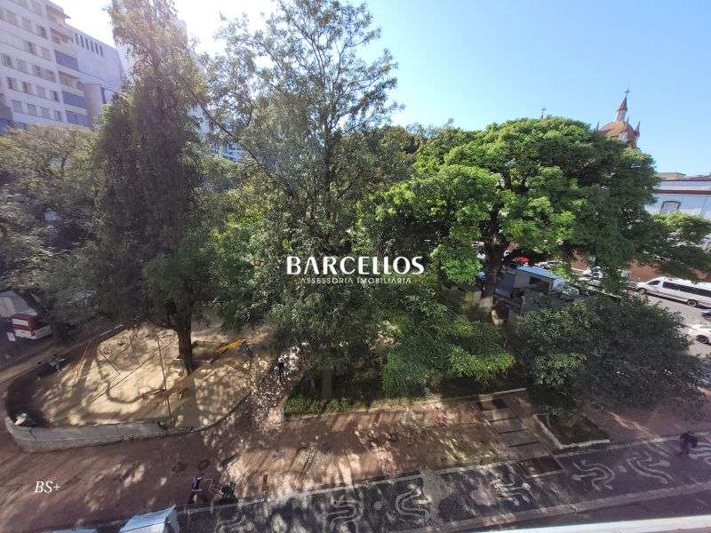 Sala com 1 quarto, 1 banheiro e 43m² à venda no bairro Centro, Porto Alegre