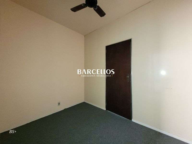 Sala com 1 quarto, 1 banheiro e 43m² à venda no bairro Centro, Porto Alegre