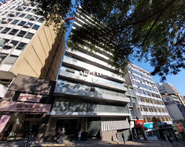 Sala com 1 quarto, 1 banheiro e 43m² à venda no bairro Centro, Porto Alegre