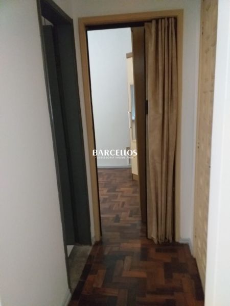 Apto com 1 quarto, 1 banheiro e 32m² à venda no bairro Centro, Porto Alegre