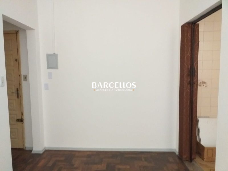 Apto com 1 quarto, 1 banheiro e 32m² à venda no bairro Centro, Porto Alegre