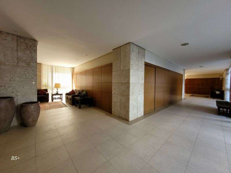 Apto com 3 quartos, 4 banheiros e 240m² à venda no bairro Independencia, Porto Alegre