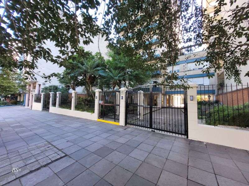 Apto com 3 quartos, 4 banheiros e 240m² à venda no bairro Independencia, Porto Alegre