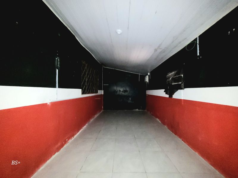 Pavilhão com 1 quarto, 1 banheiro e 140m² à venda no bairro Santa Maria Goretti, Porto Alegre