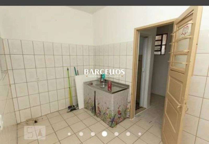 Apto com 3 quartos, 2 banheiros e 110m² à venda no bairro Azenha, Porto Alegre