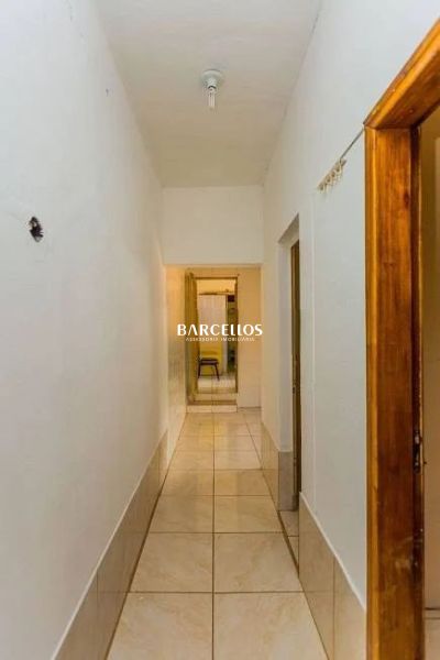 Casa com 4 quartos, 4 banheiros e 330m² à venda no bairro Passo D Areia, Porto Alegre