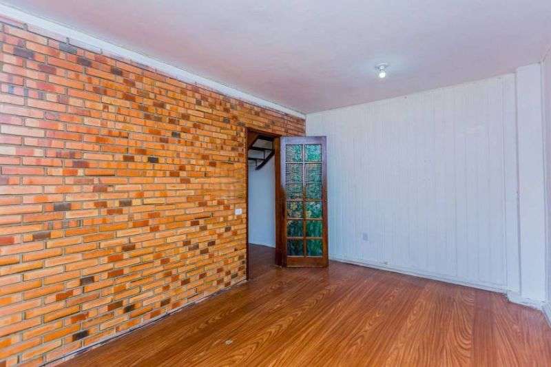Casa com 4 quartos, 4 banheiros e 330m² à venda no bairro Passo D Areia, Porto Alegre