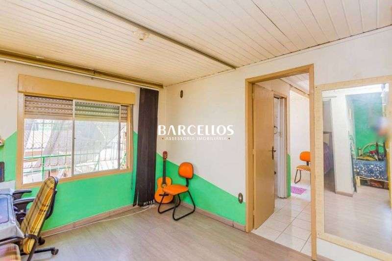 Casa com 4 quartos, 4 banheiros e 330m² à venda no bairro Passo D Areia, Porto Alegre