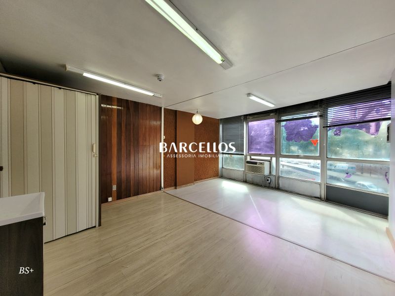 Sala com 1 quarto, 1 banheiro e 33m² à venda no bairro Centro, Porto Alegre