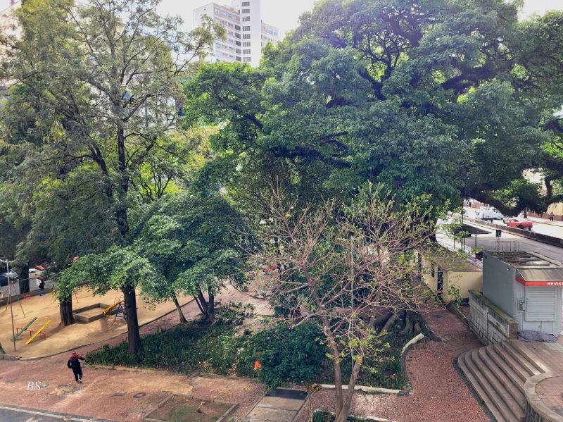 Sala com 1 quarto, 1 banheiro e 33m² à venda no bairro Centro, Porto Alegre