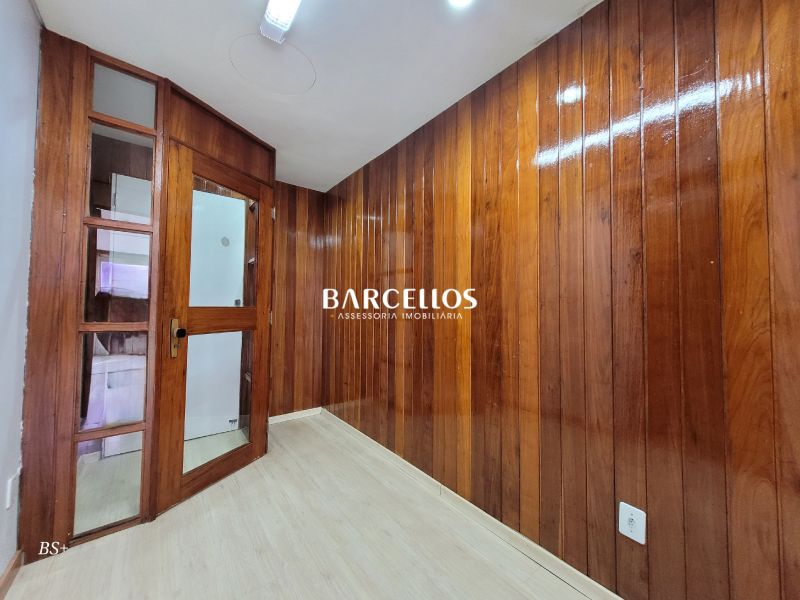 Sala com 1 quarto, 1 banheiro e 33m² à venda no bairro Centro, Porto Alegre