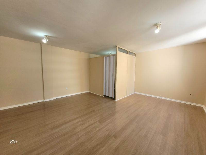 Apto com 1 quarto, 1 banheiro e 34m² à venda no bairro Centro, Porto Alegre
