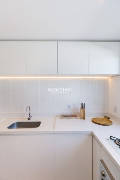 Apto com 3 quartos, 2 banheiros e 80m² à venda no bairro Jardim Sao Pedro, Porto Alegre