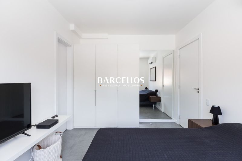 Apto com 3 quartos, 2 banheiros e 80m² à venda no bairro Jardim Sao Pedro, Porto Alegre