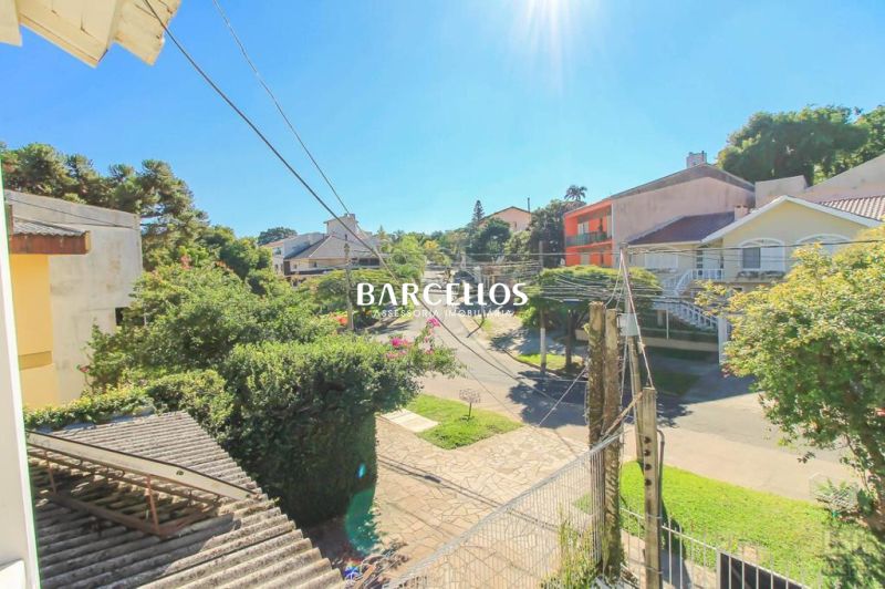 Casa com 4 quartos, 4 banheiros e 600m² à venda no bairro Chacara das Pedras, Porto Alegre