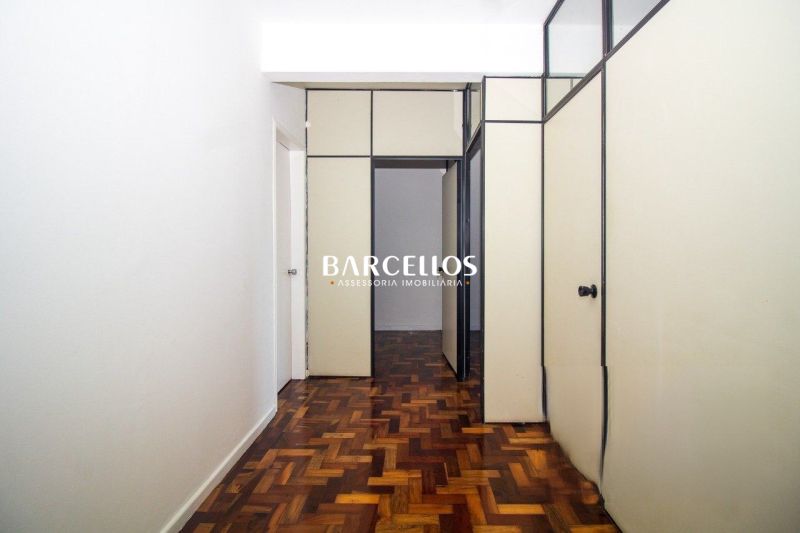 Sala com 1 banheiro e 50m² à venda no bairro Centro, Porto Alegre