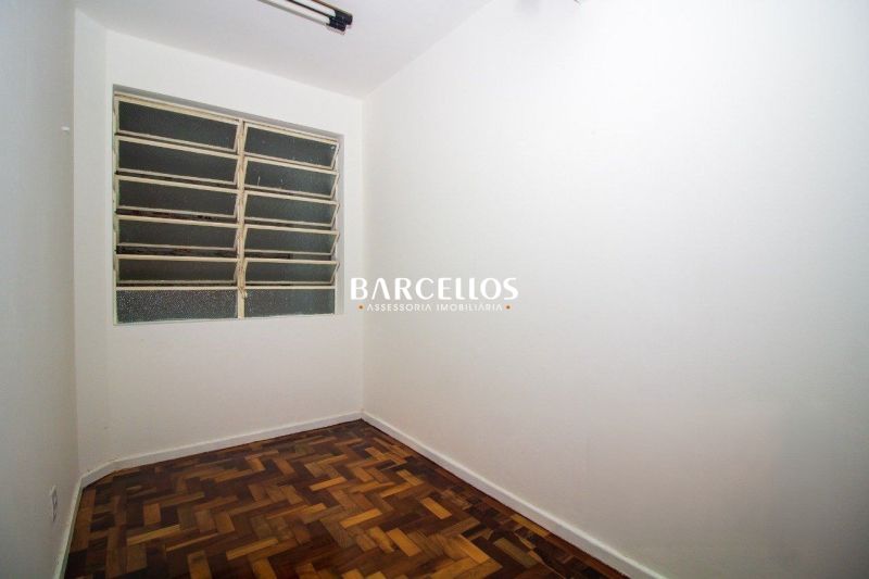 Sala com 1 banheiro e 50m² à venda no bairro Centro, Porto Alegre