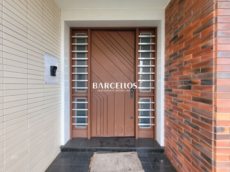 Casa com 4 quartos, 4 banheiros e 500m² à venda no bairro Boa Vista, Porto Alegre