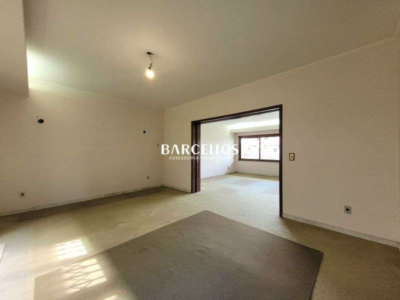 Casa com 4 quartos, 4 banheiros e 500m² à venda no bairro Boa Vista, Porto Alegre