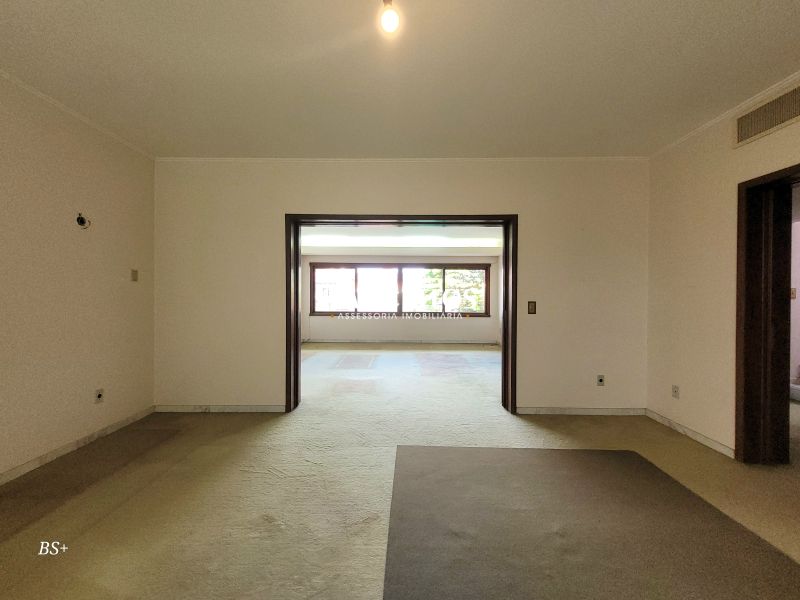 Casa com 4 quartos, 4 banheiros e 500m² à venda no bairro Boa Vista, Porto Alegre