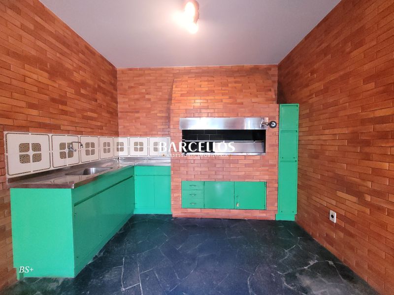 Casa com 4 quartos, 4 banheiros e 500m² à venda no bairro Boa Vista, Porto Alegre
