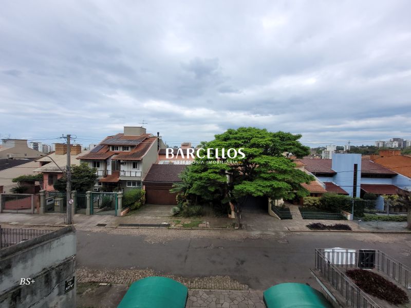 Casa com 4 quartos, 4 banheiros e 500m² à venda no bairro Boa Vista, Porto Alegre