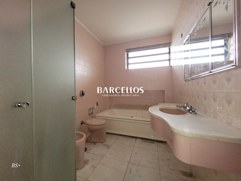 Casa com 4 quartos, 4 banheiros e 500m² à venda no bairro Boa Vista, Porto Alegre