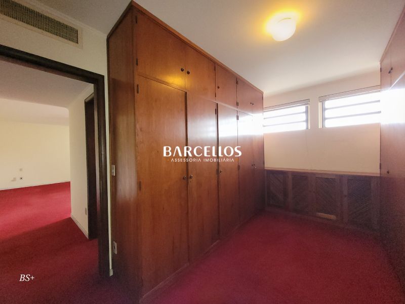 Casa com 4 quartos, 4 banheiros e 500m² à venda no bairro Boa Vista, Porto Alegre