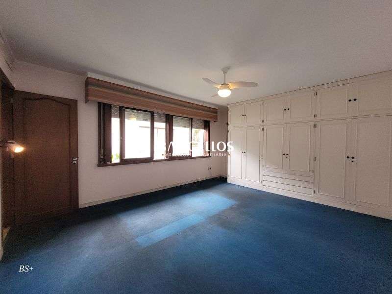 Casa com 4 quartos, 4 banheiros e 500m² à venda no bairro Boa Vista, Porto Alegre